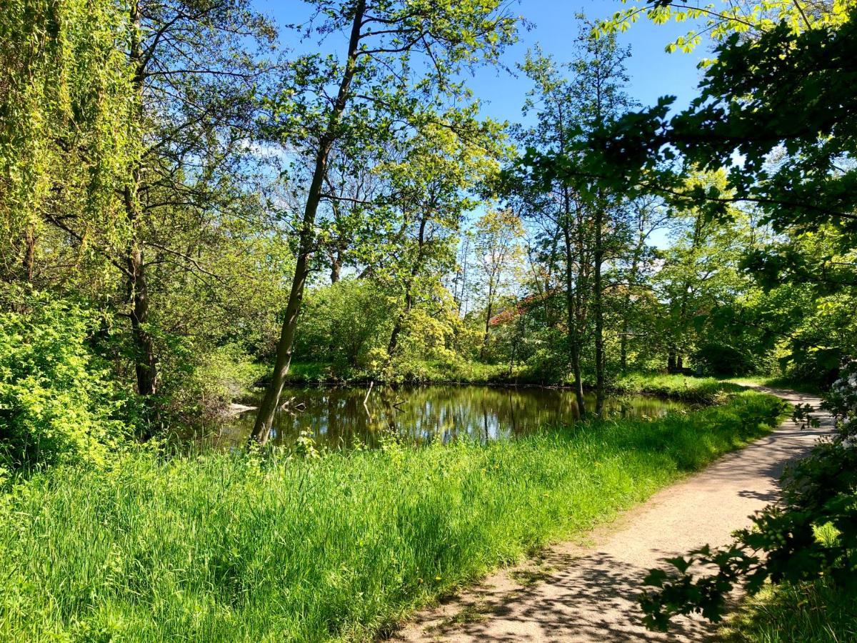 Ferienwohnung Parkblick Бремерхавен Екстериор снимка