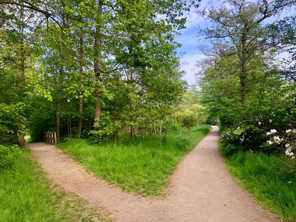 Ferienwohnung Parkblick Бремерхавен Екстериор снимка